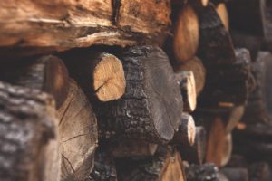 Wie der Rohstoff Holz verwendet wird